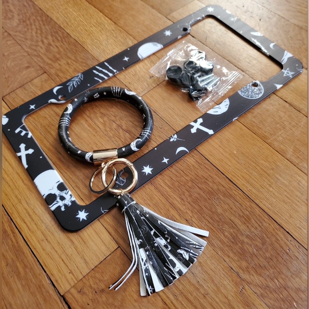 License Plate Frame and Keyring Bracelet : skeleton, cat, moon, stars